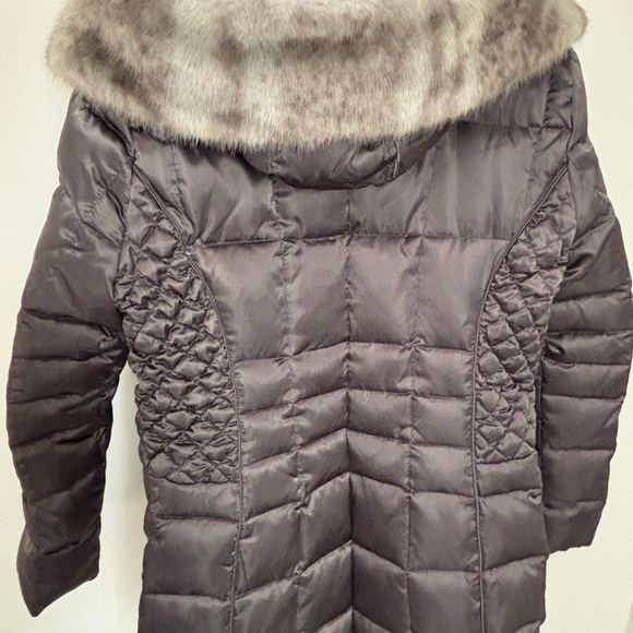 Laundry by Shelli Segal down puffer jacket - Picture 5 of 14